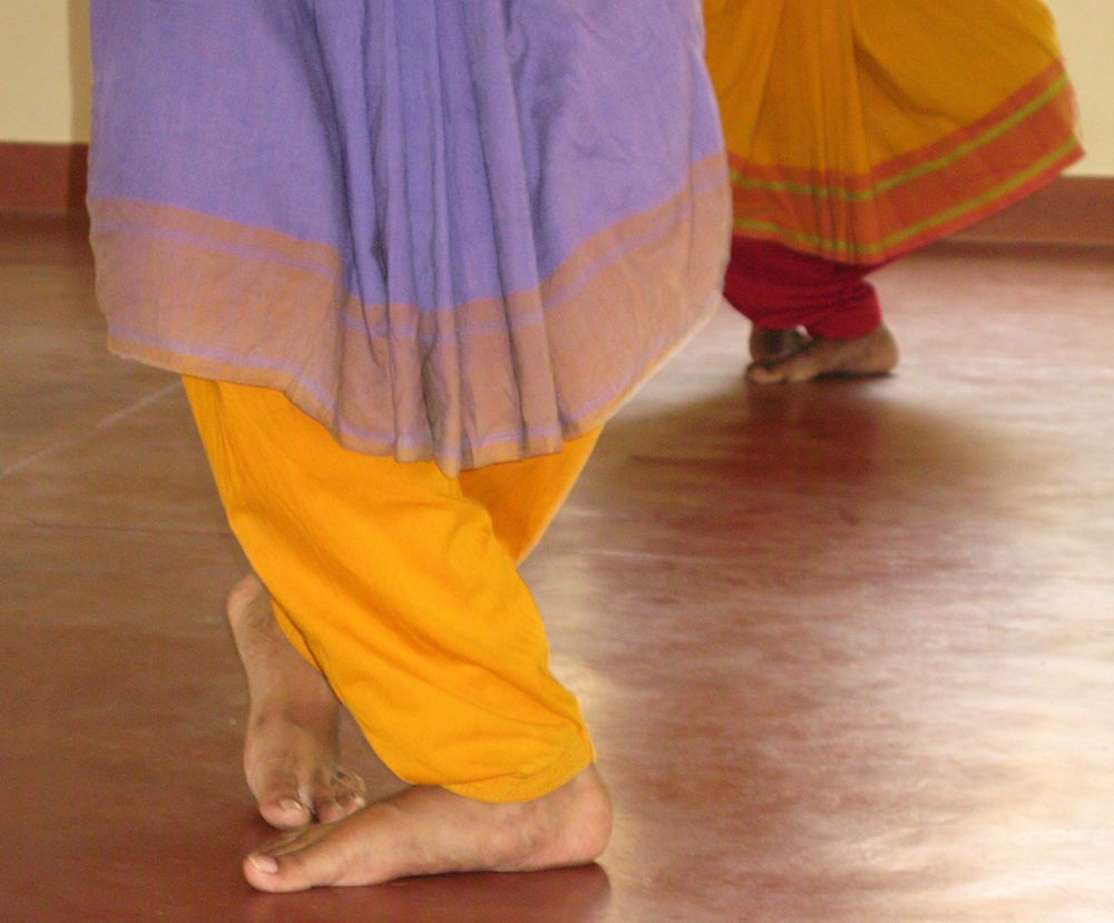 tanzende Füsse Neues im Yoga Aktuelles